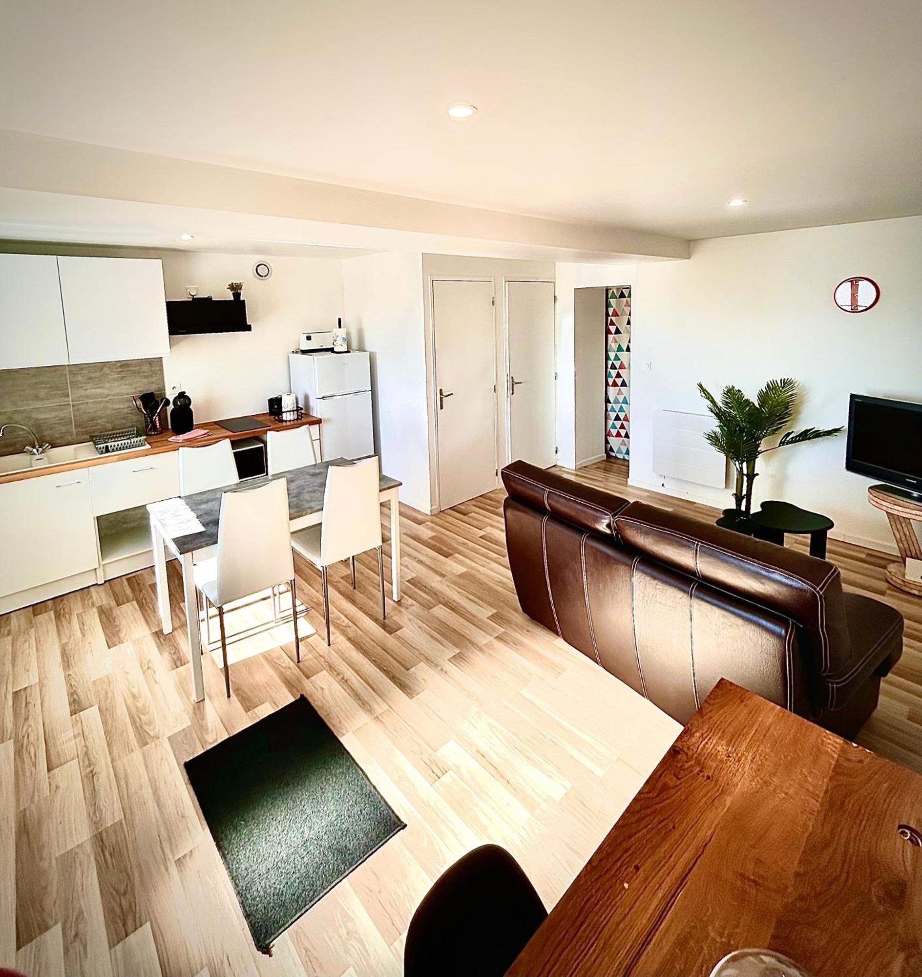 Appartement T2 33m2 5mn d’Alençon à Cuissai Extérieur photo